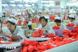 Trung Quốc kêu gọi Pháp dừng thực thi luật chống thời trang siêu nhanh